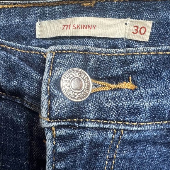 Levi's 711 Skinny Jeans Women 30 (31x29.5 Actual) Blue Mid Rise Medium Wash - Picture 4 of 13